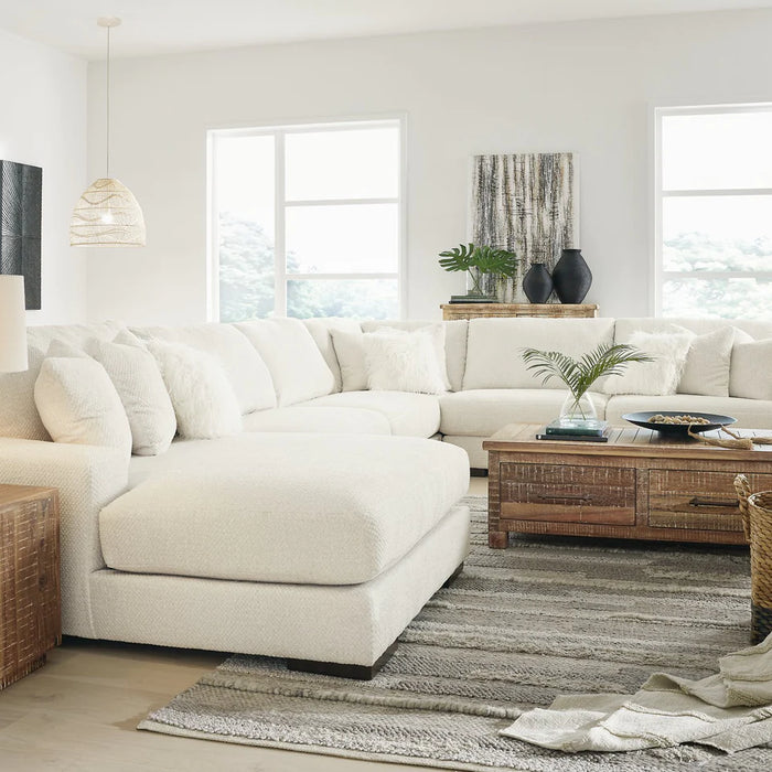 Your Living Room: Choosing the Perfect Furniture