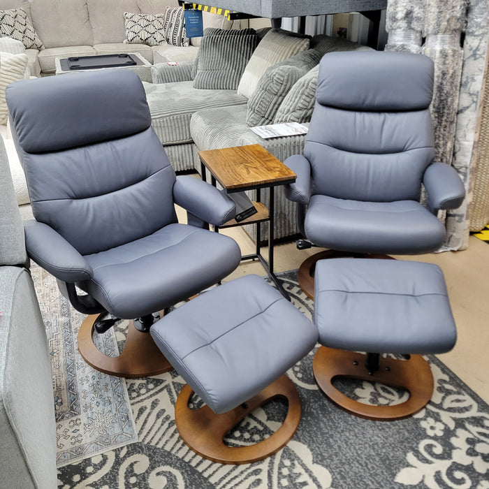 Benchmaster Mora Recliner with Ottoman (Set of 2) with free center table