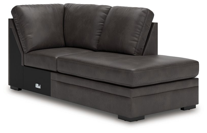 Lofton-Pike Sectional with Chaise