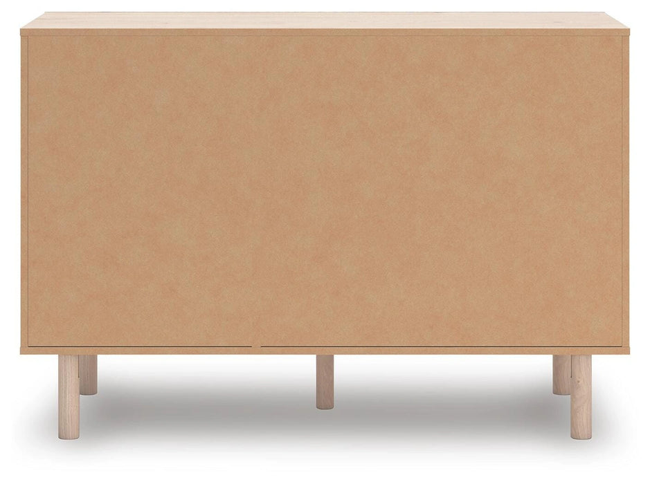 Arloster Dresser