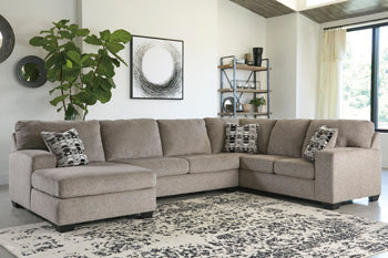 Ashely Ballinasloe 3-Piece Sectional with Chaise