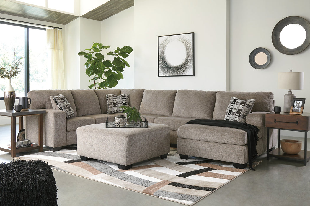 Ashely Ballinasloe 3-Piece Sectional with Chaise