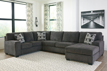 Ashely Ballinasloe 3-Piece Sectional with Chaise