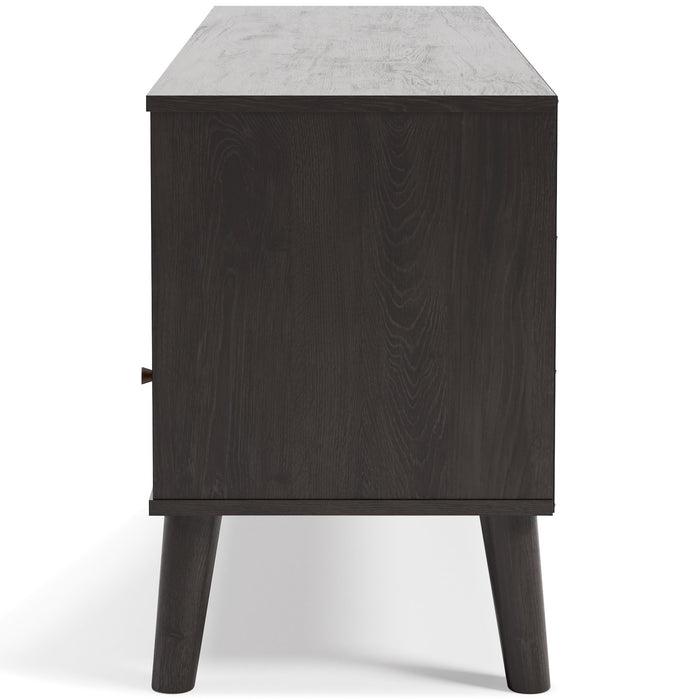 Piperton Medium TV Stand